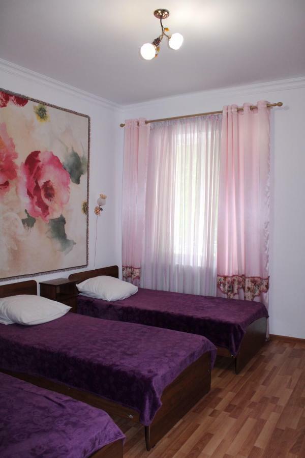 טרסקול Hotel Kuanch מראה חיצוני תמונה